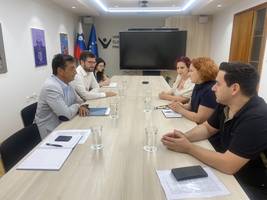 Ombudsman Peter Svetina at a meeting with representatives of the Albanian national community