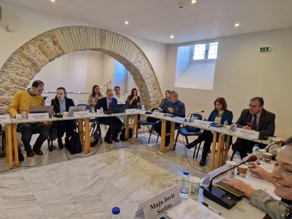 Slovenske izkušnje z izobraževanjem in rehabilitacijo zapornikov na srečanju mreže SEE NPM