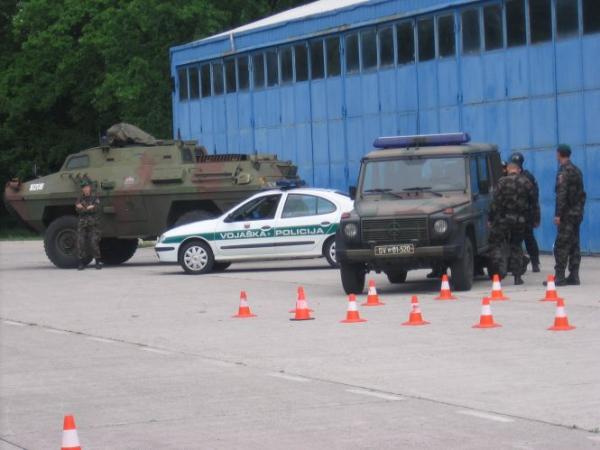 DPM prvič naletel na težavo pri vstopu do obiskane enote Vojaške policije