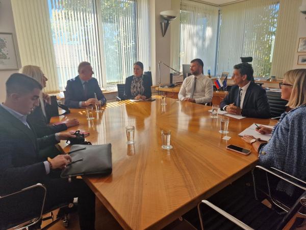 Varuh z ministrom za človekove in manjšinske pravice Črne gore o skrbi za manjšine in etnične skupine