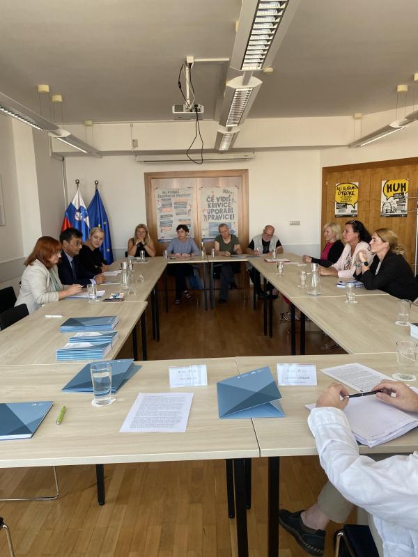 Human Rights Ombudsman and eleven other organisations present ten proposals for an overhaul of the Slovenian school system