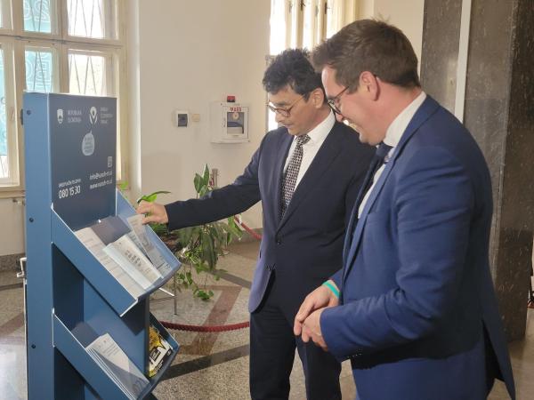Ombudsman opens new Ombudsman’s Corners in Vipavska dolina when operating in Nova Gorica