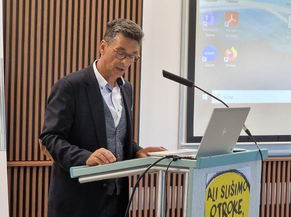 Ombudsman emphasises to consultation participants the importance of advocacy in children’s mental health care