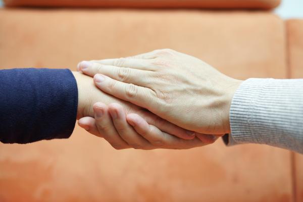 Varuh z ministrom dr. Feldo in direktorjem Zavoda za šolstvo dr. Logajem o vzgoji za več empatije in strpnosti