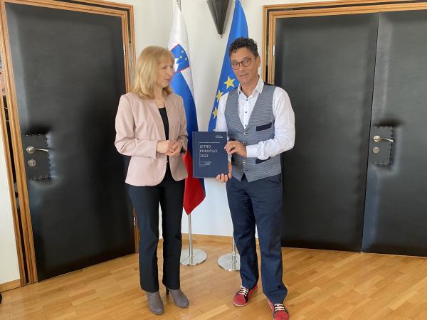 Varuh človekovih pravic z varuhinjo pravic gledalcev in poslušalcev RTVSLO o dogajanju v letu 2022