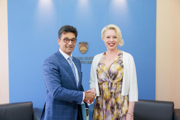 Ombudsman Svetina hands the Annual Report to the President of the National Assembly and President of the Republic of Slovenia, ahead of meeting the Prime Minister