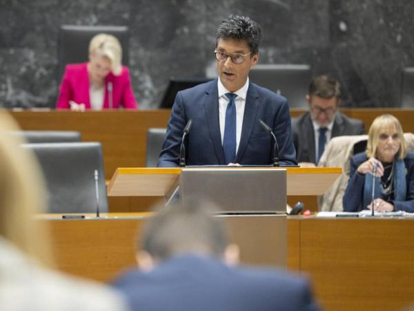 Varuh Svetina za namestnico varuha predlaga Dijano Možina Zupanc 