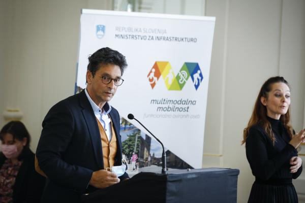 Varuh Svetina: »Povečanje dostopnosti storitev za ranljive skupine je družbeno odgovorno dejanje.«