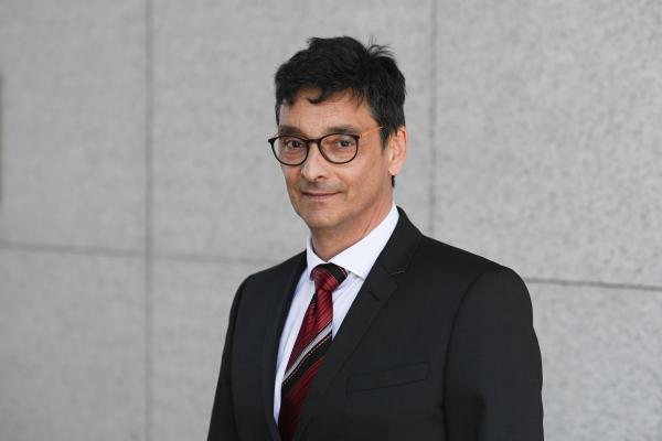 Varuh Svetina na matičnem delovnem telesu predstavil poročili institucije Varuha in DPM za leto 2021