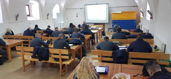 Predstavnika Varuha znova prispevala k usposabljanju pravosodnih policistov 