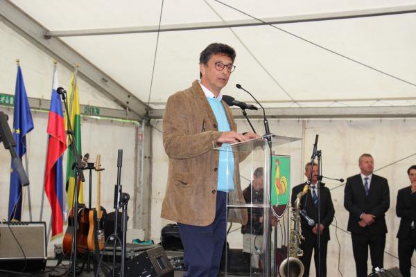 Varuh Svetina je ob prazniku dela spomnil na socialni dialog, ki je pomemben za enakomeren razvoj pravične družbe