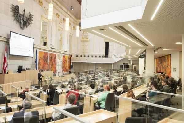 Varuh Svetina in namestnik Šelih na 10. obletnici avstrijskega DPM