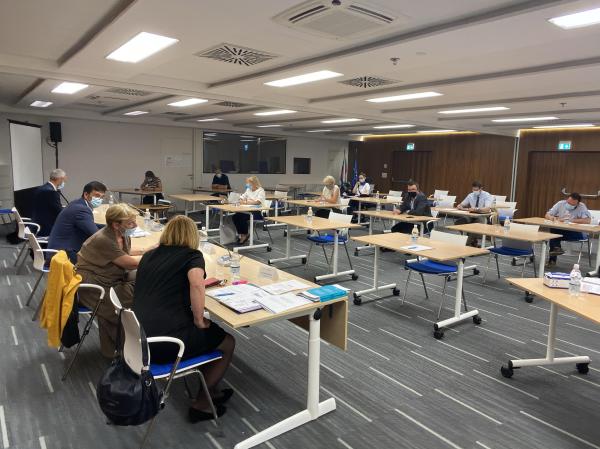 Seja Sveta varuha človekovih pravic v znamenju novih ukrepov za boj proti morebitnemu drugemu valu epidemije COVID-19