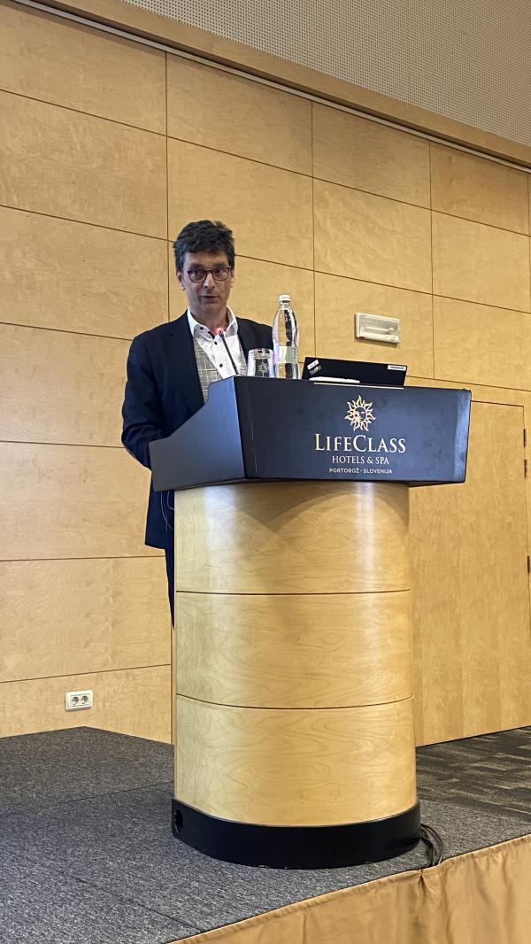 Varuh o pravici do izobraževanja ravnateljem šol