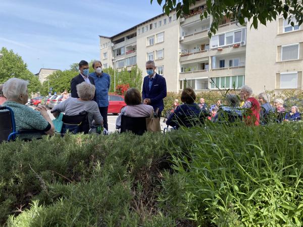Varuh Svetina z ministrom Cigler Kraljem obiskal dom starejših občanov Nova Gorica
