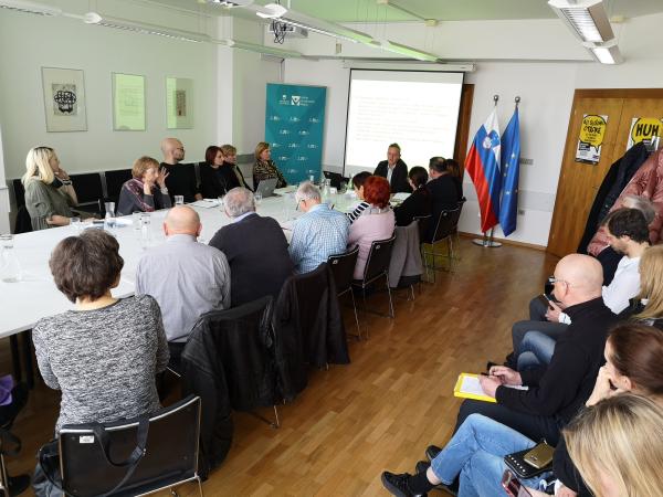 Pri Varuhu se je civilni družbi predstavil v. d. glavnega inšpektorja IRSOP