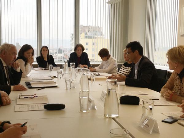 Varuh z vodstvom ZZZS: »Dolgotrajno odločanje o bolniškem staležu je nesprejemljivo«