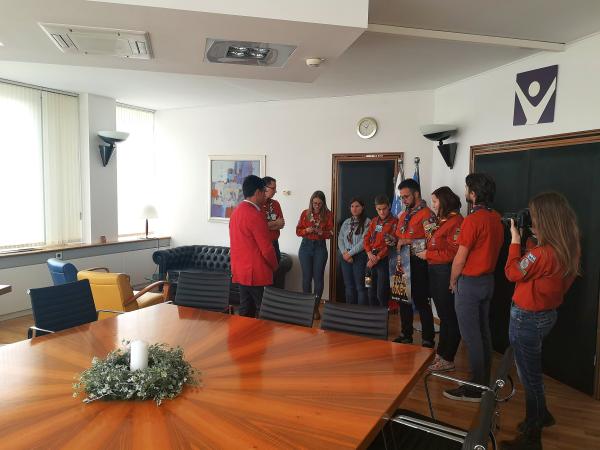 Varuh sprejel Luč miru iz Betlehema