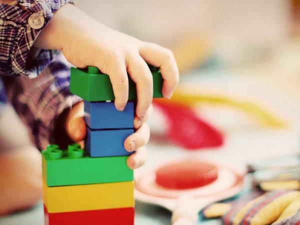 Na srečanju Evropske mreže ombudsmanov za otroke o skrbi za psihično in fizično zdravje otrok