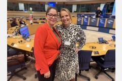 Dijana in ena gospa.jpg