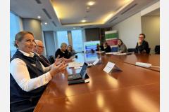 Dijana med govorom.jpg