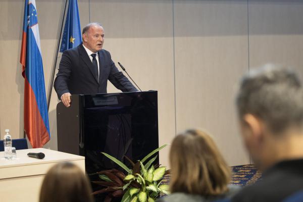 Namestnik varuha dr. Ruparčič med nagovorom