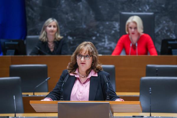 Nova varuhinja prisega