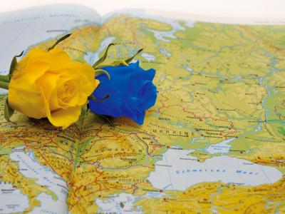 Ob četrti obletnici ruske invazije na Ukrajino varuhinja človekovih pravic dr. Drenik Bavdek opozarja, da je nujno ohraniti občutljivost za množična kršenja človekovih pravic