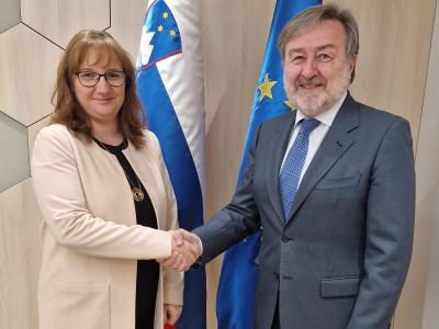 Varuhinja s španskim veleposlanikom o pristojnostih slovenskega varuha človekovih pravic