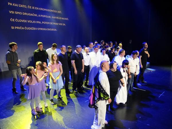 Nastopajoči so oblikovali čudovito prireditev. Foto: Foto Colarič