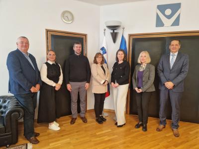 Varuhinja človekovih pravic in predsednica Računskega sodišča opozorili na pomen neodvisnih državnih institucij za delovanje demokratične družbe