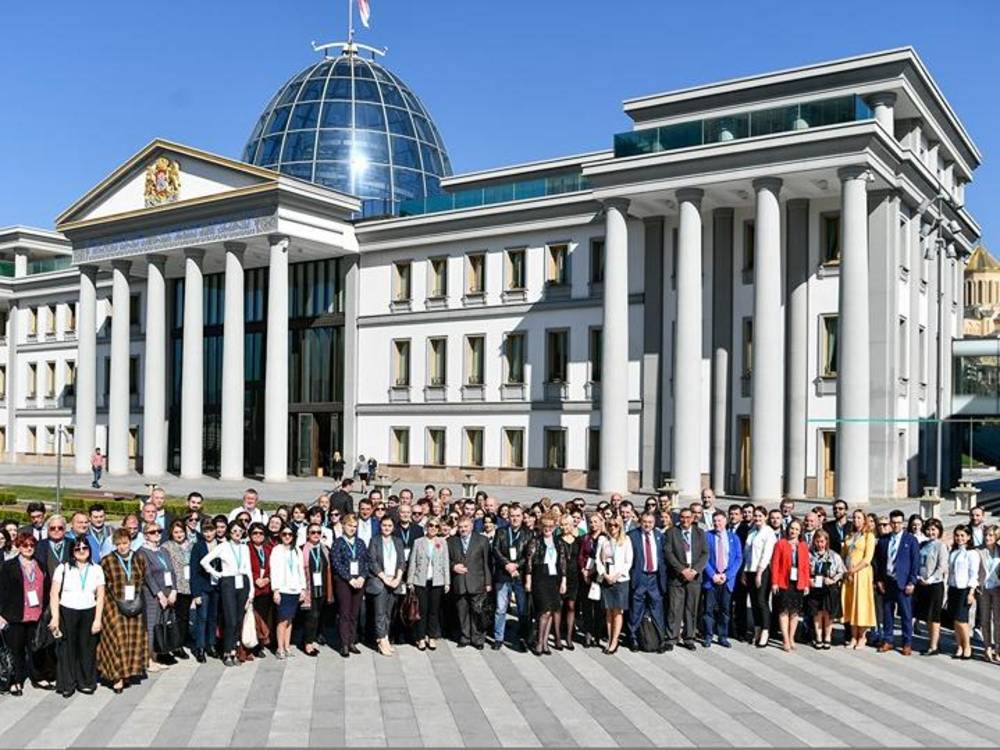 Udeleženci konference v Gruziji