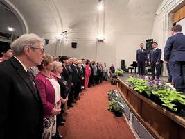 Občinstvo na slovesnosti ob 70. obletnici Doma Lukavci