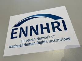 Namizni letak zasedanja Evropske mreže nacionalnih institucij