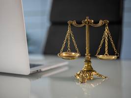 Symbolic image: Judge's scales