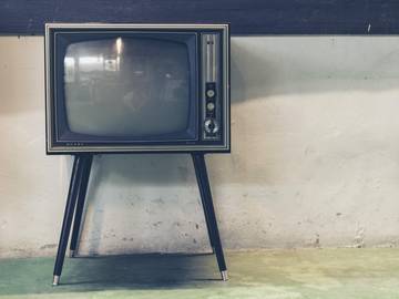 Simbolna slika televizijskega ekrana iz sedemdesetih let