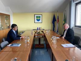 Ombudsman at a meeting with the mayor of Škocjan